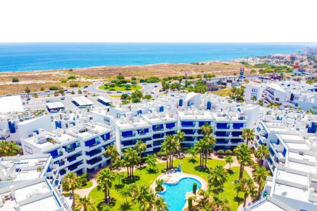 Coral House - La Calma - Playa Flamenca - Big Terrace & 4 Swimming Pools. Apartment Exterior photo